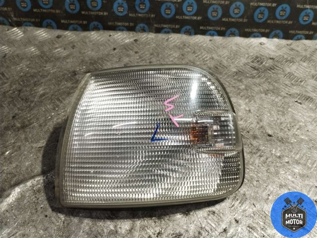 Поворотник левый к Volkswagen Transporter 2001