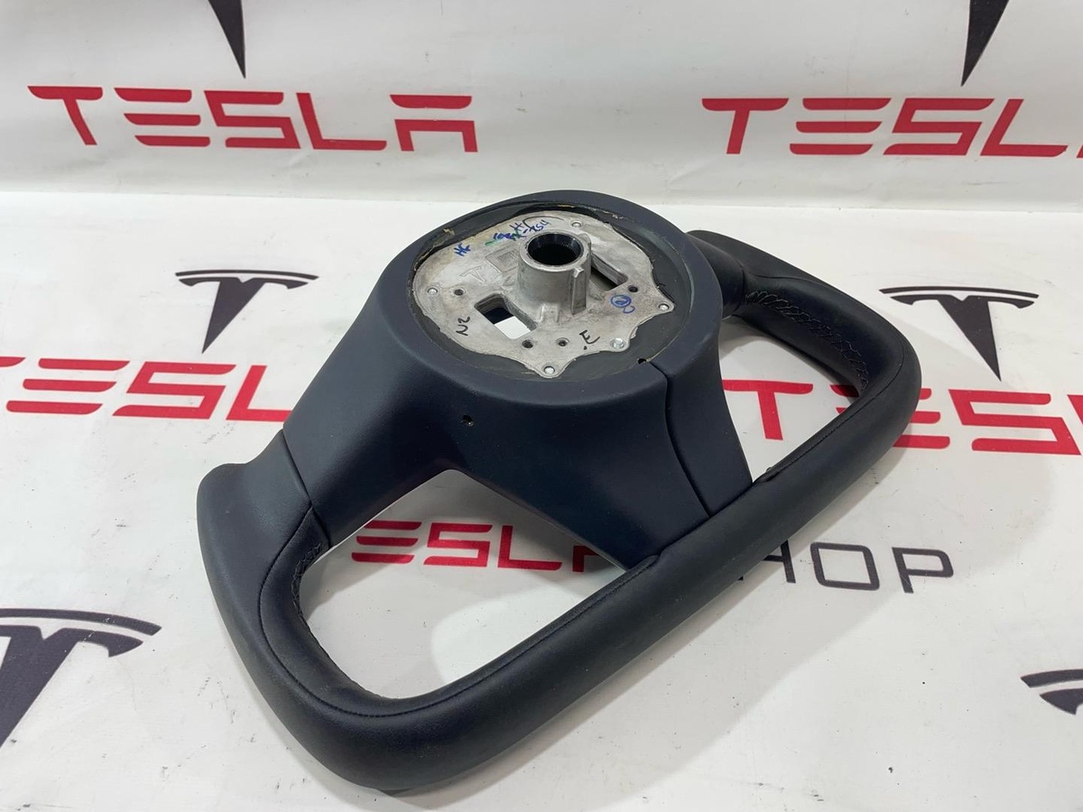 Руль к Tesla Model X 2022