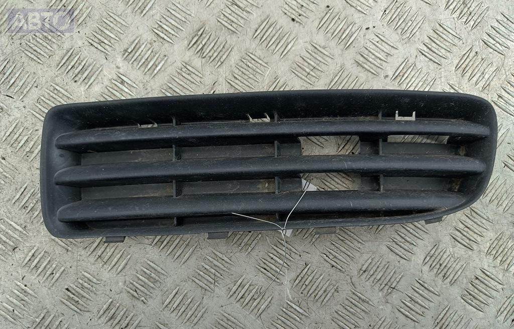 Решетка бампера к Skoda Octavia 2004