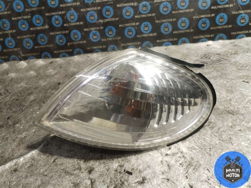 Поворотник левый к Nissan Almera 2001