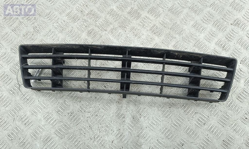Решетка бампера к Audi A6 2000