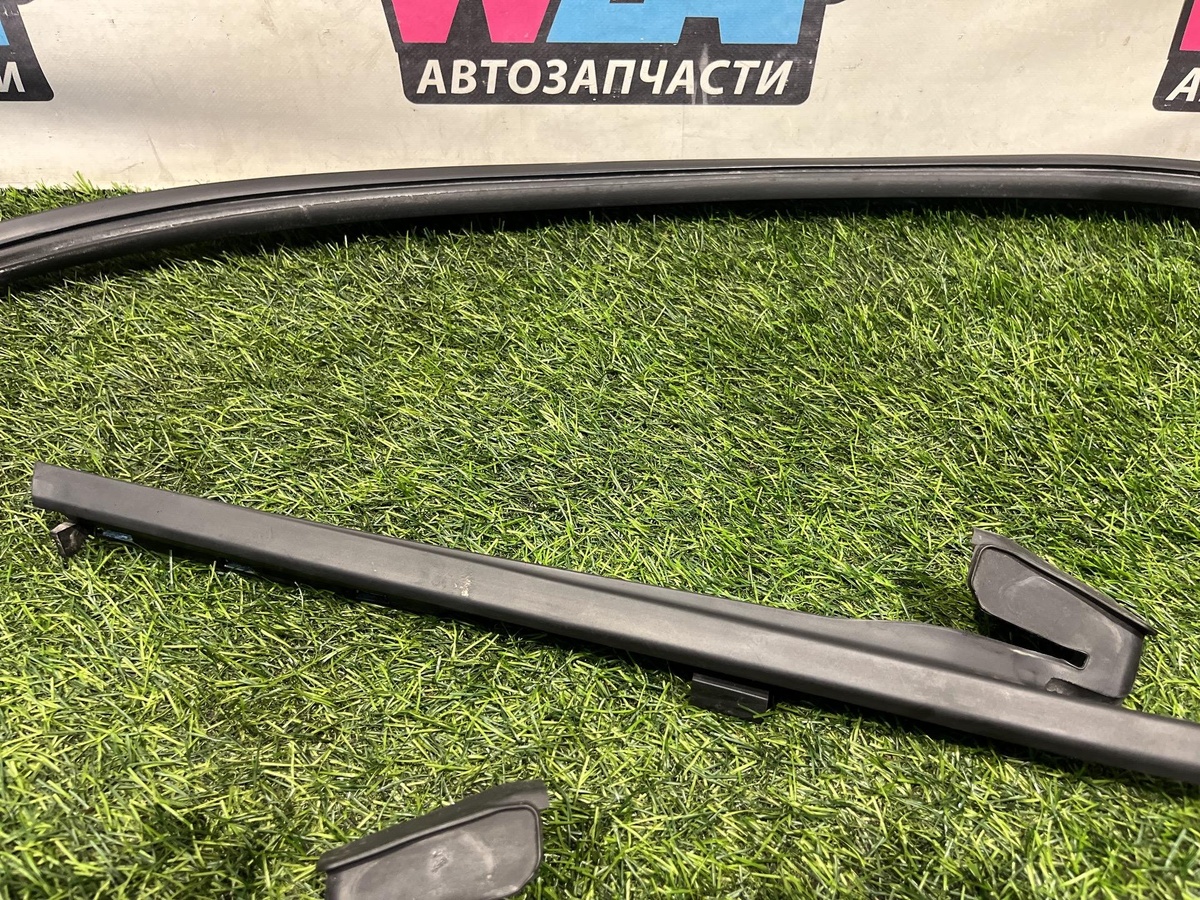 Молдинг крыши к Ford Mustang 2018