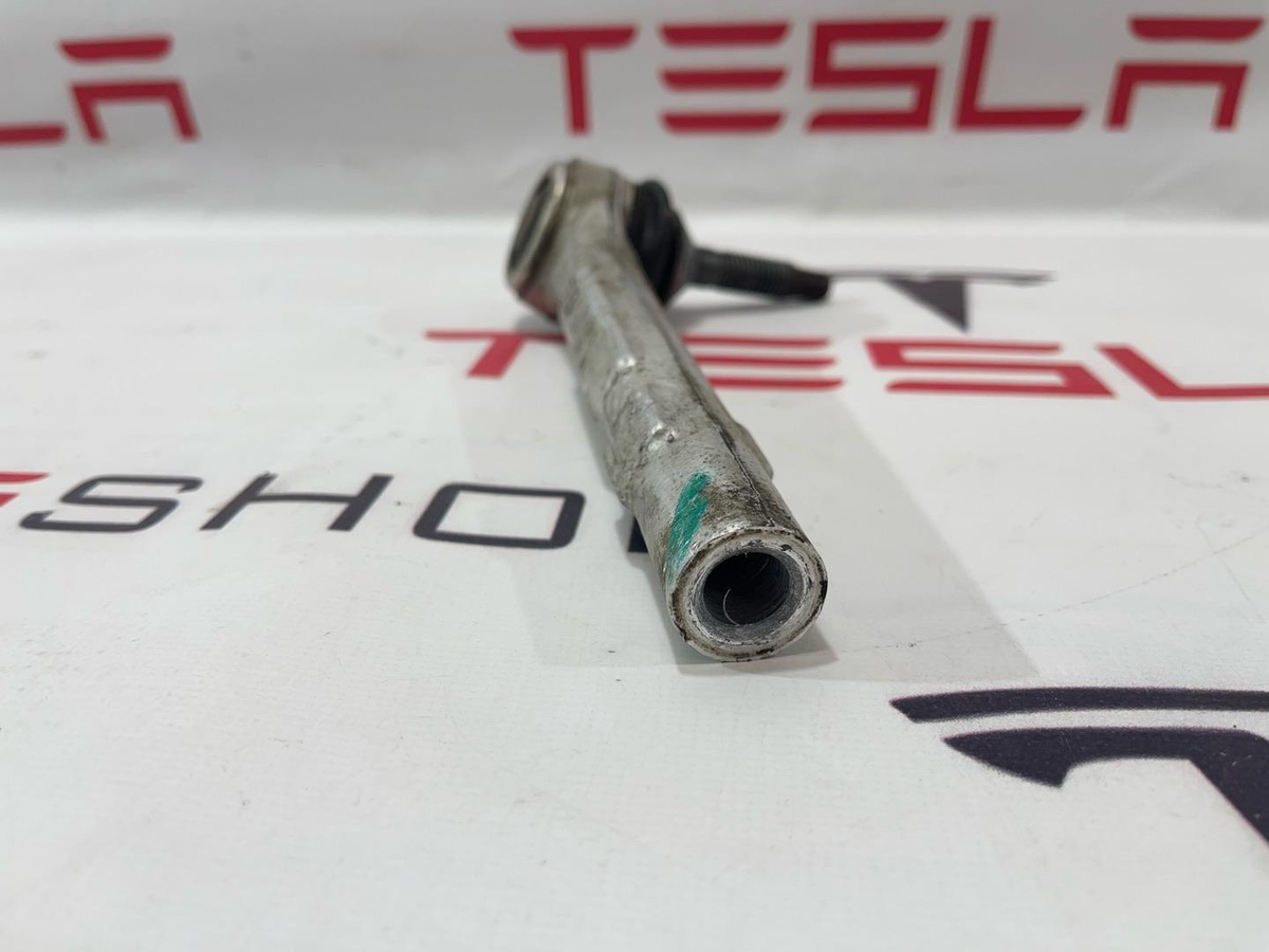 Наконечник рулевой к Tesla Model X 2022