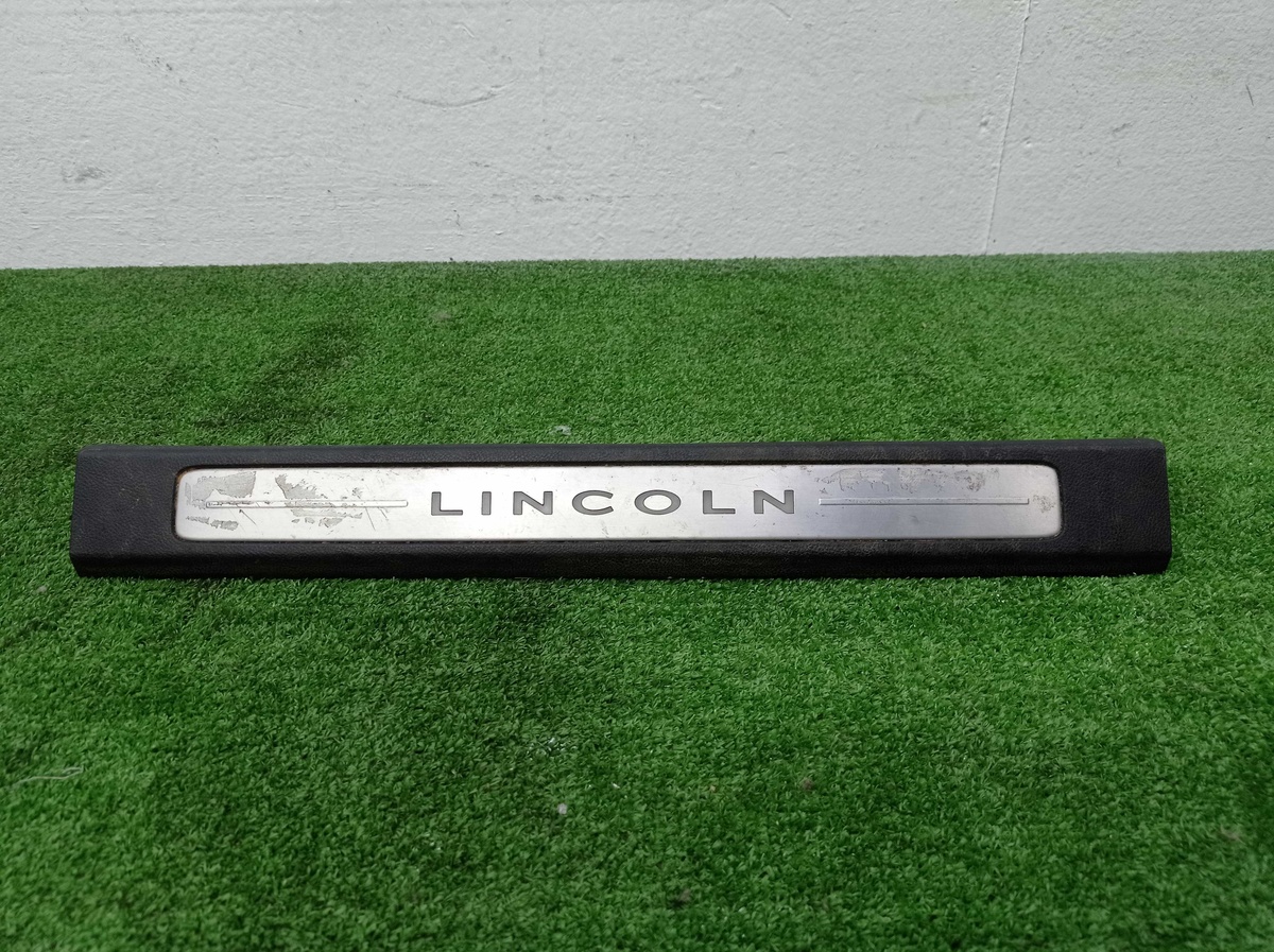 Накладка на порог к Lincoln MKC 2017