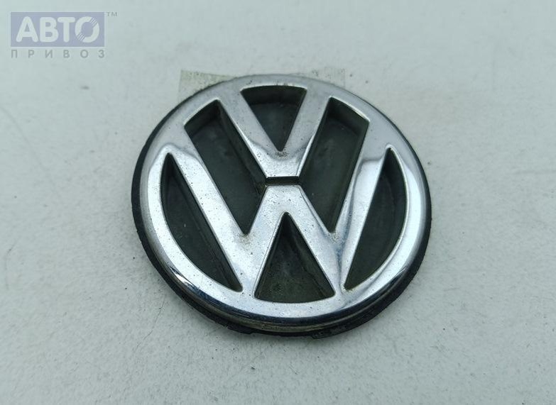 Эмблема к Volkswagen Passat 1995