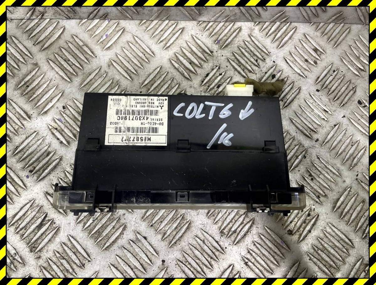 Дисплей к Mitsubishi Colt 2004