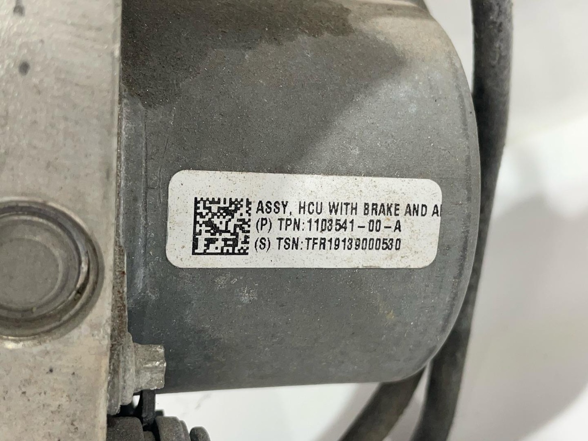 Блок ABS к Tesla Model 3 2019