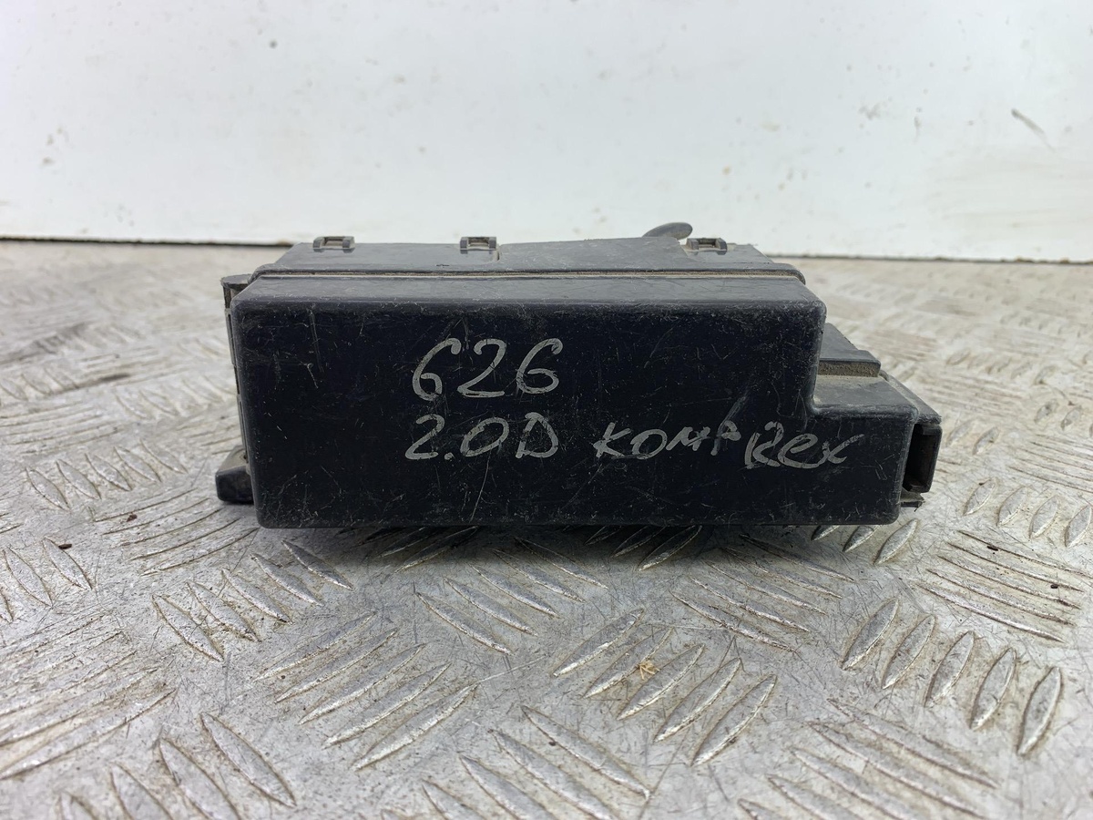 Блок предохранителей к Mazda 626 1994
