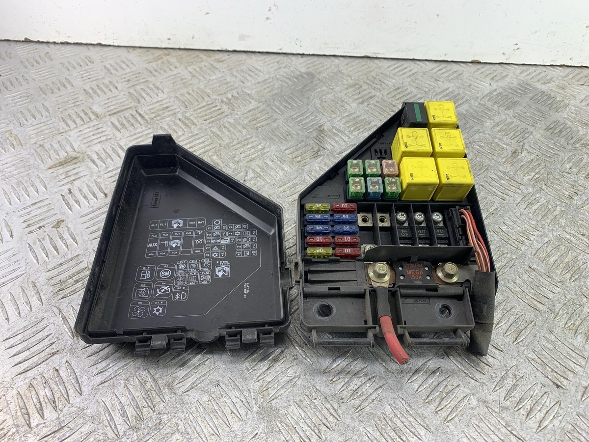 Блок предохранителей к Rover 25 2005