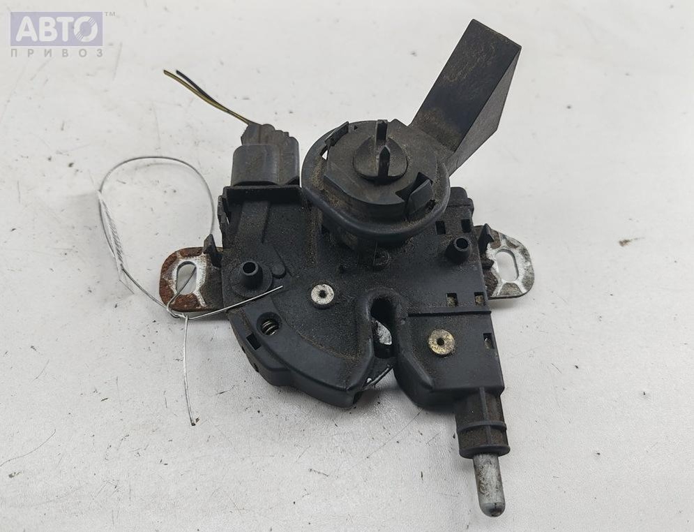 Замок капота к Ford Focus 2006