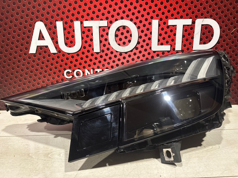 Фара левая к Audi Q8 2021