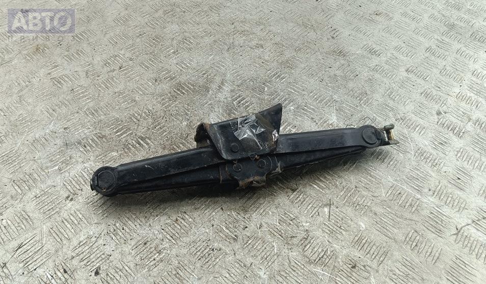 Домкрат к Peugeot 807 2005