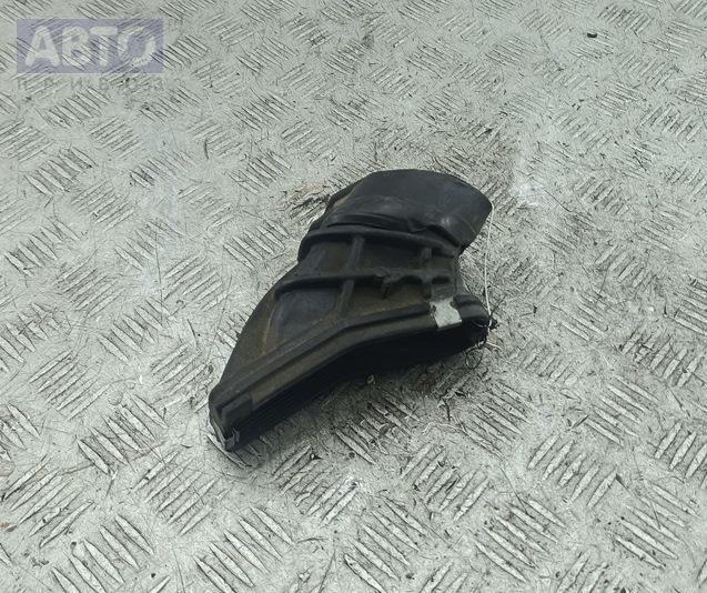 Воздухозаборник к Ford Focus 2014