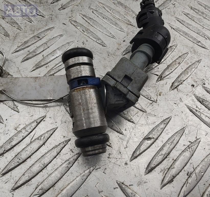 Форсунка к Fiat Stilo 2001