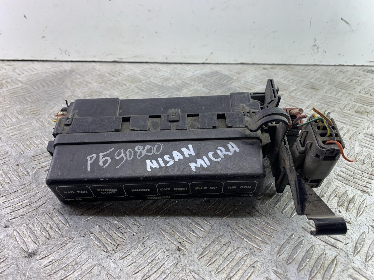 Блок реле к Nissan Micra 1997
