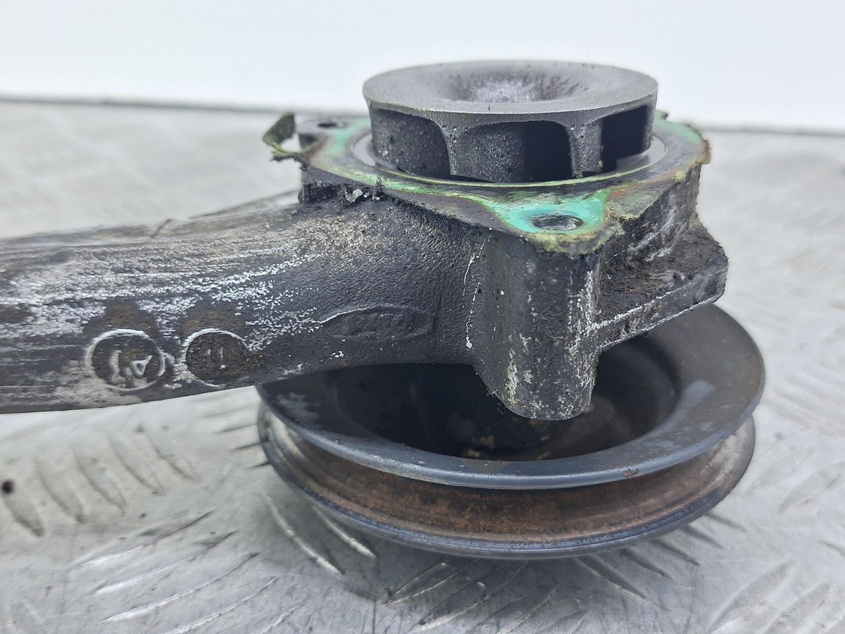 Помпа к Ford Fiesta 1993