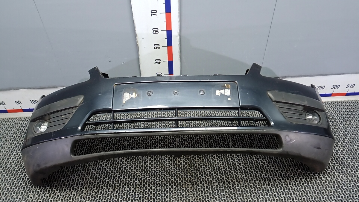 Бампер передний к Ford Focus 2007