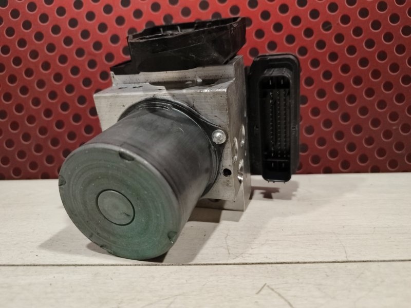 Блок ABS к Audi Q8 2021