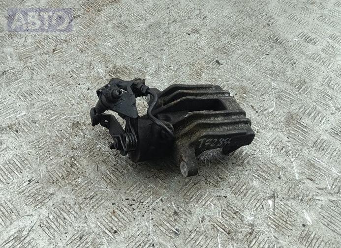 Суппорт к SEAT Altea 2004