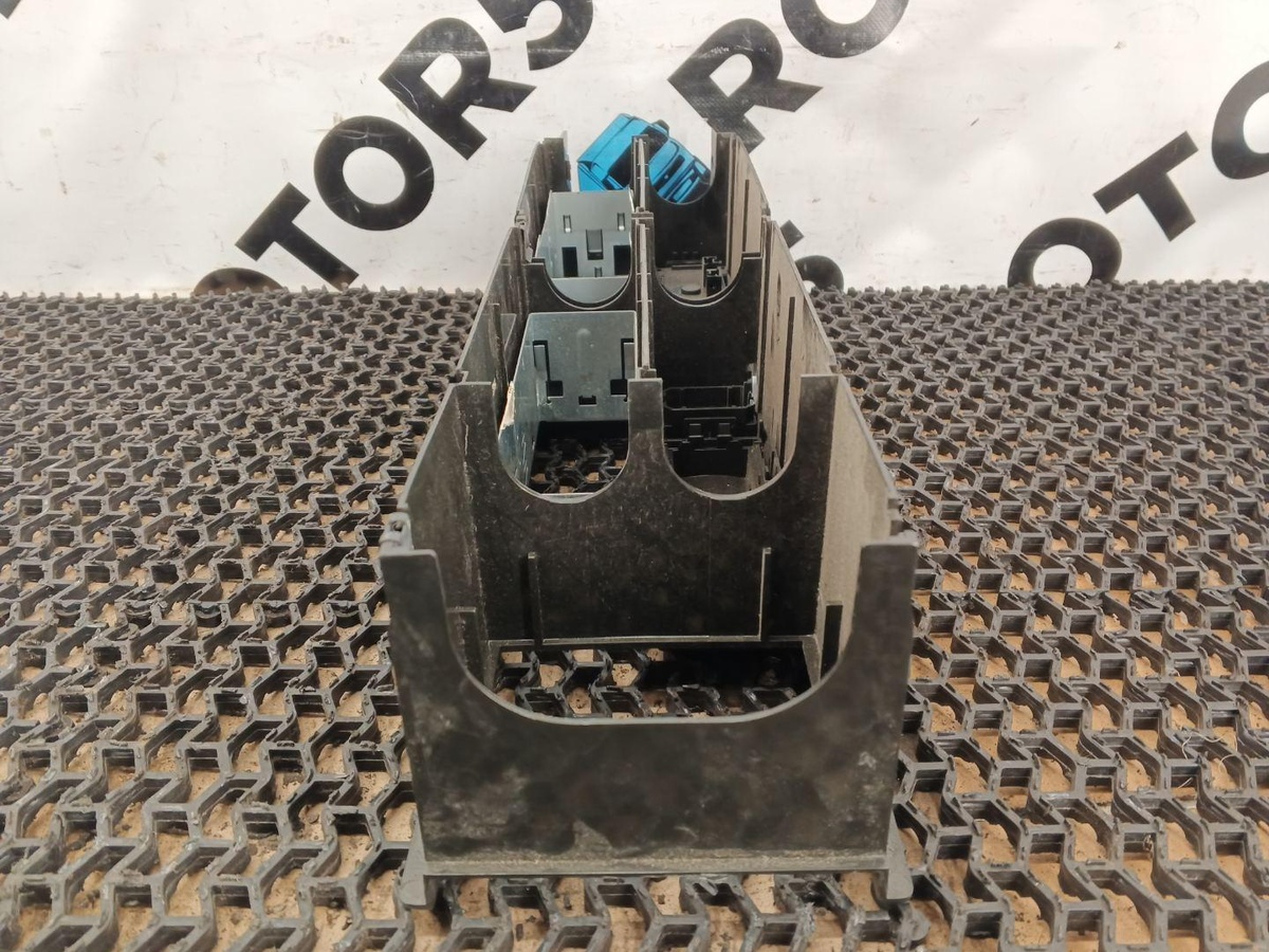 Блок кнопок к Volvo A6 2017