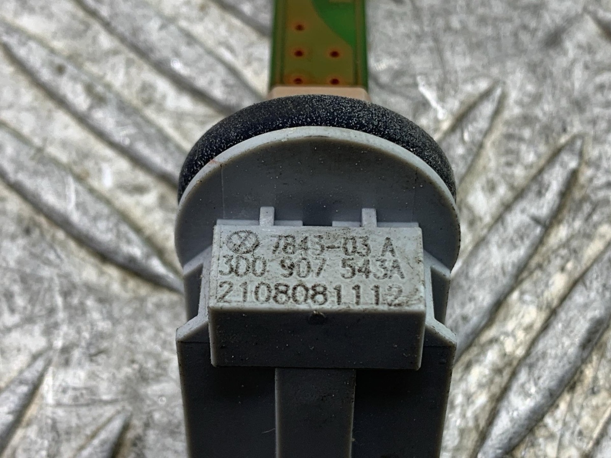 Датчик температуры к Skoda Octavia 2008