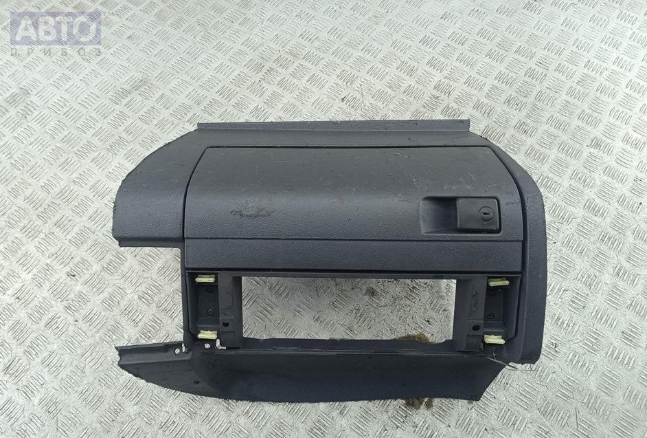 Бардачок к Mercedes-Benz Vito 2002