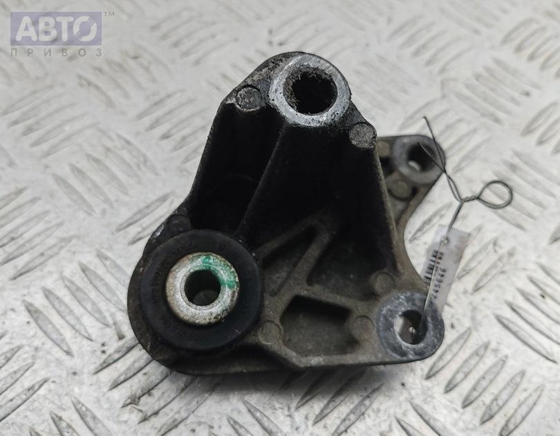 Кронштейн КПП к Ford Focus 2006