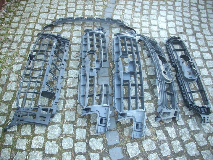 Решетка радиатора к Audi S8 2013