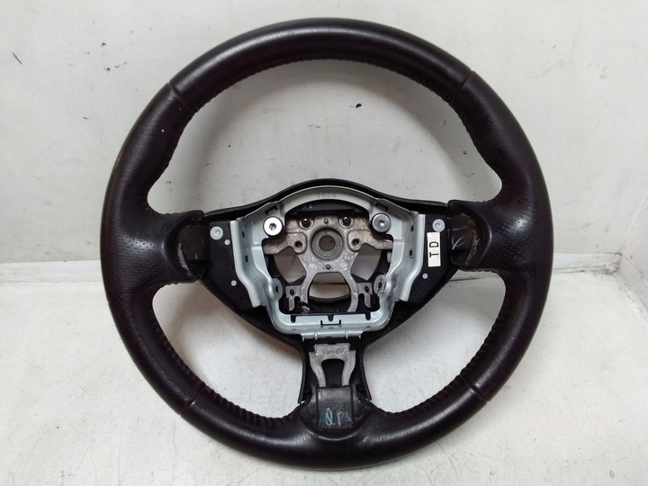 Руль к Nissan Juke 2010