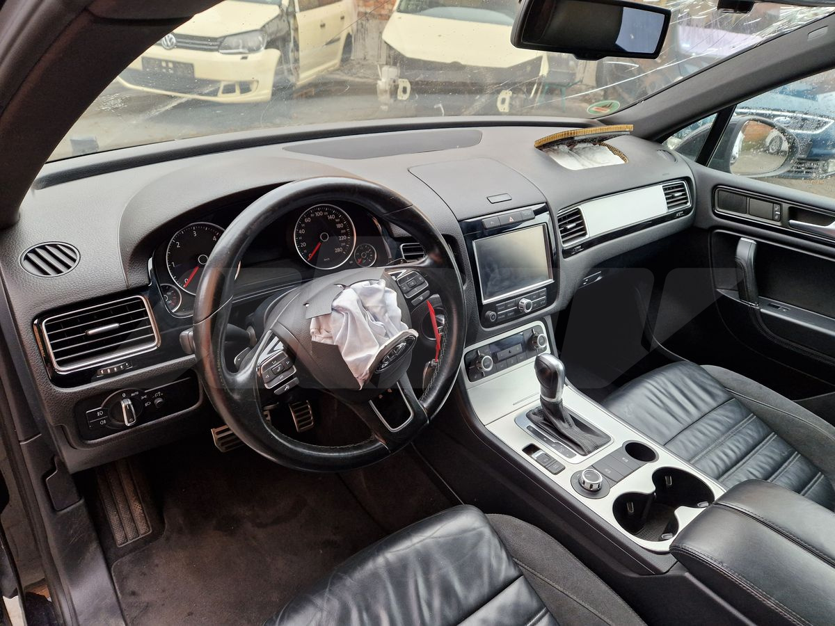 Авто на разбор Volkswagen Touareg 2014