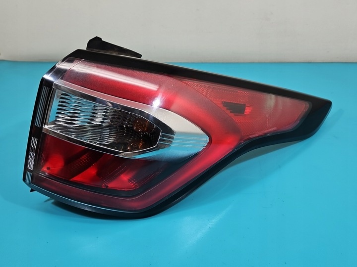Фонарь задний правый к Ford Escape 2013