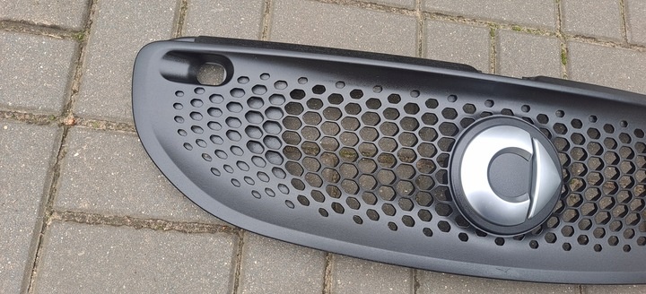 Решетка радиатора к Smart Fortwo 2015