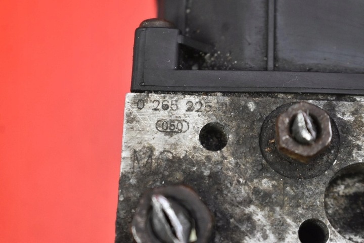 Блок ABS к Toyota Corolla Verso 2001
