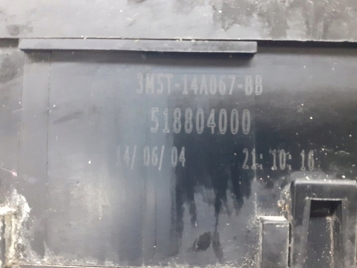 Блок предохранителей к Ford C-MAX 2003