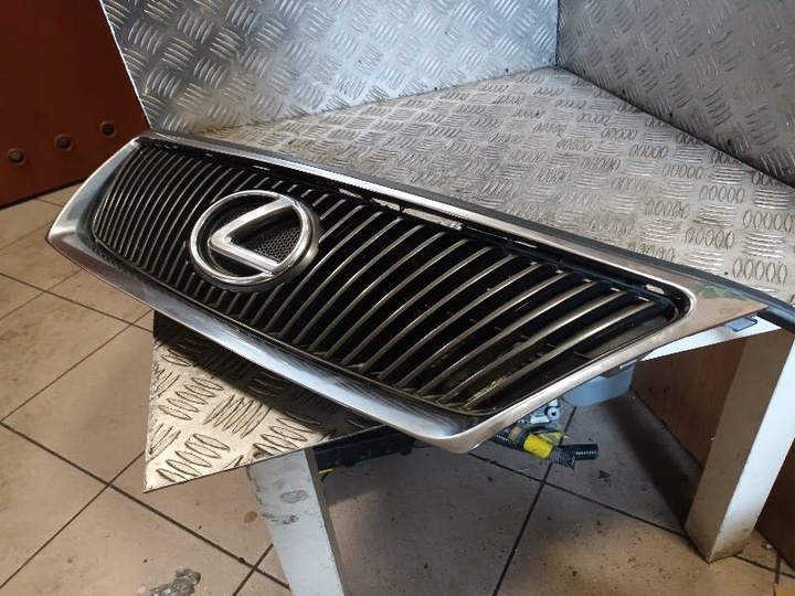 Решетка радиатора к Lexus IS 2005