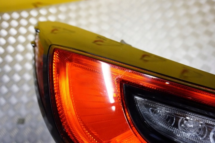 Фонарь задний левый к Toyota GR86 2021