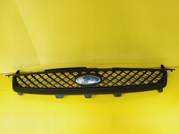 Решетка радиатора к Ford Fiesta 2001