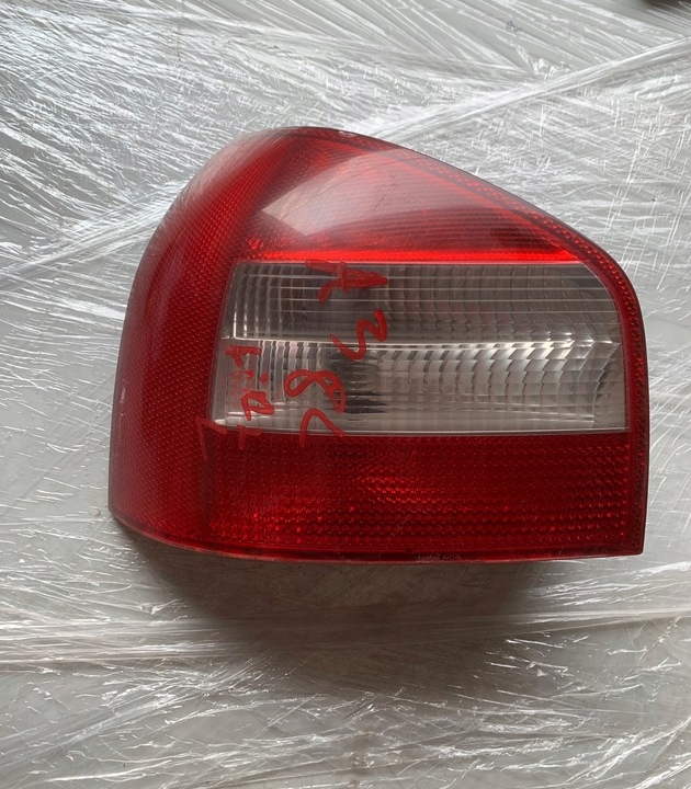 Фонарь задний левый к Audi S3 1999