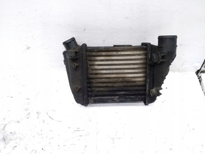 Интеркулер к Audi A4 2000