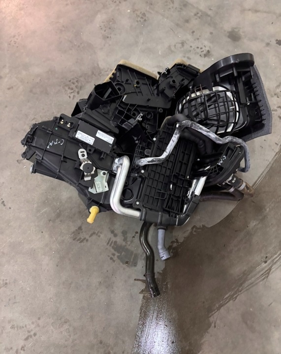 Отопитель в сборе (печка) к Ford C-MAX 2010