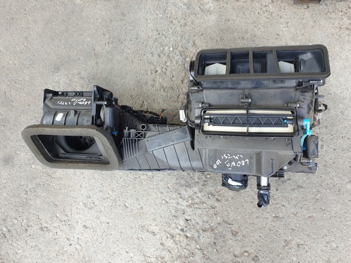 Отопитель в сборе (печка) к SEAT Leon 2005