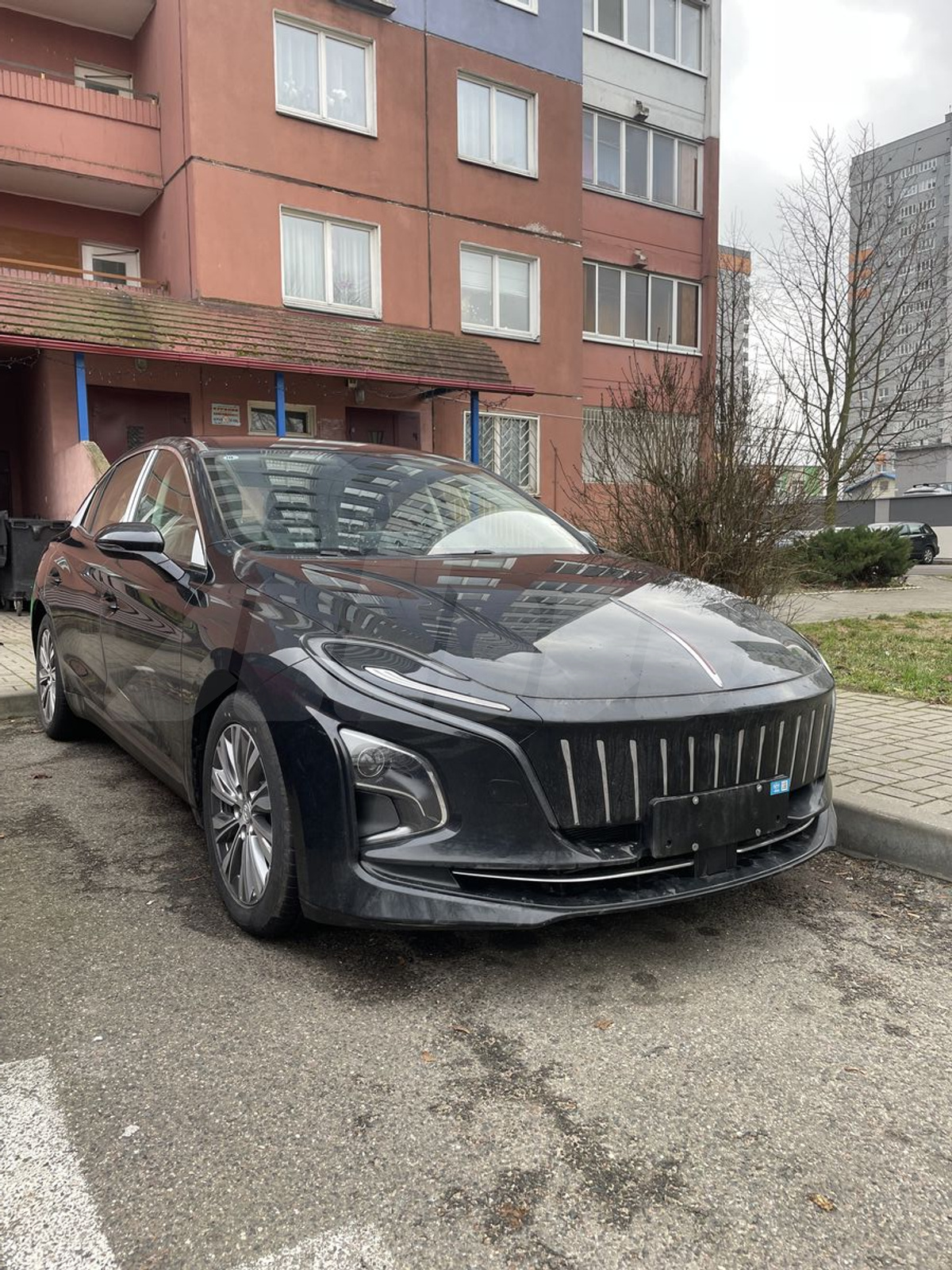 Hongqi E-QM5 I, 2024