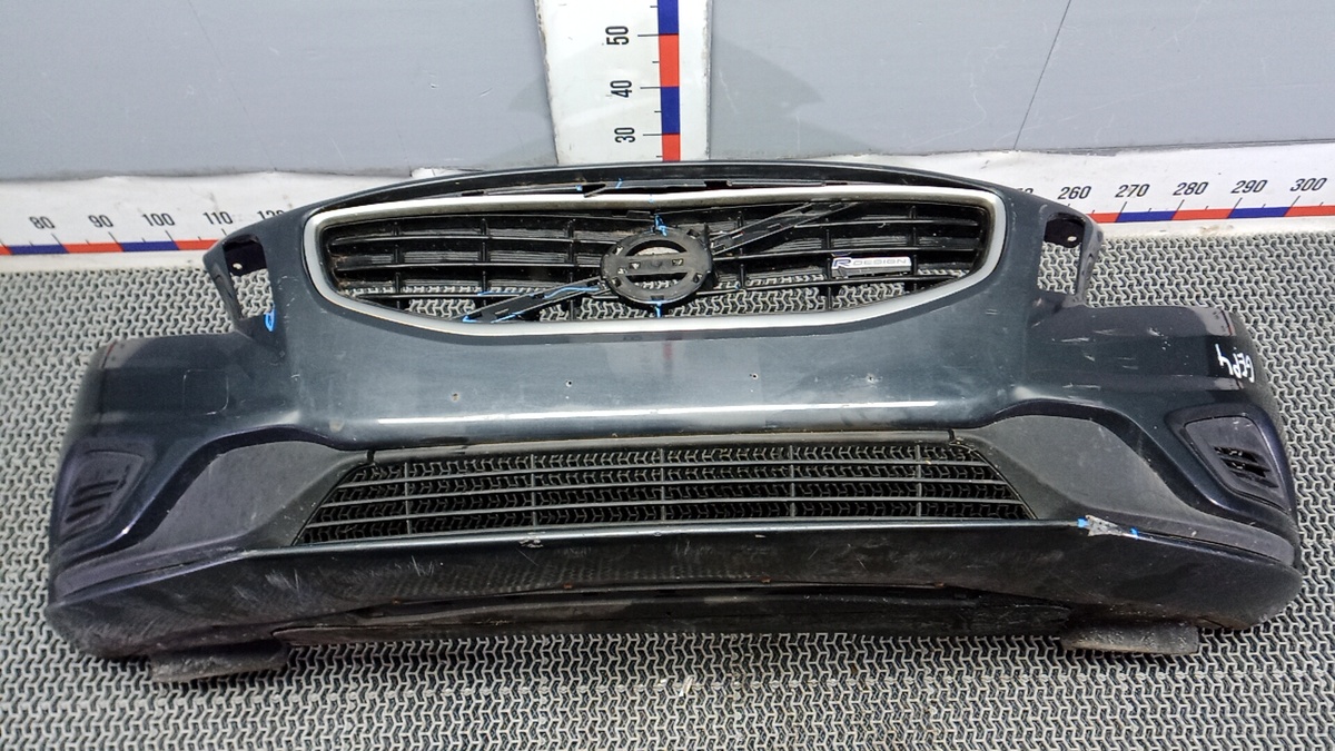 Бампер передний к Volvo V60 2013