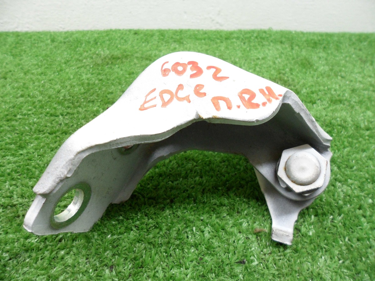 Петля двери к Ford Edge 2020