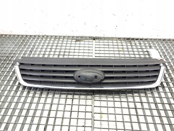 Решетка радиатора к Ford Kuga 2008