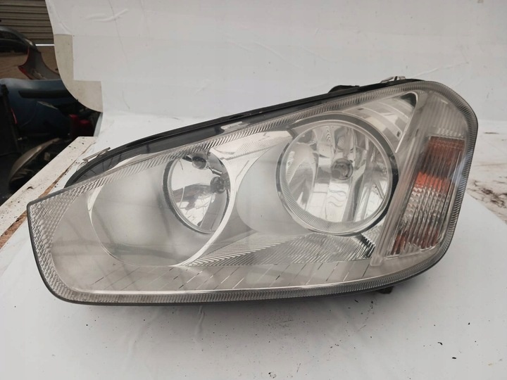 Фара левая к Ford C-MAX 2007