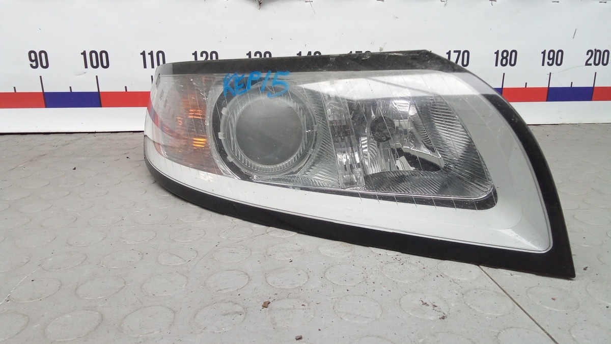 Фара правая к Volvo V50 2009