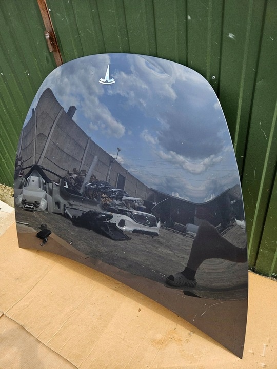 Капот к Tesla Model Y 2020