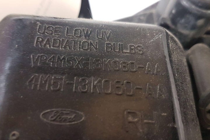 Фара правая к Ford Focus 2005