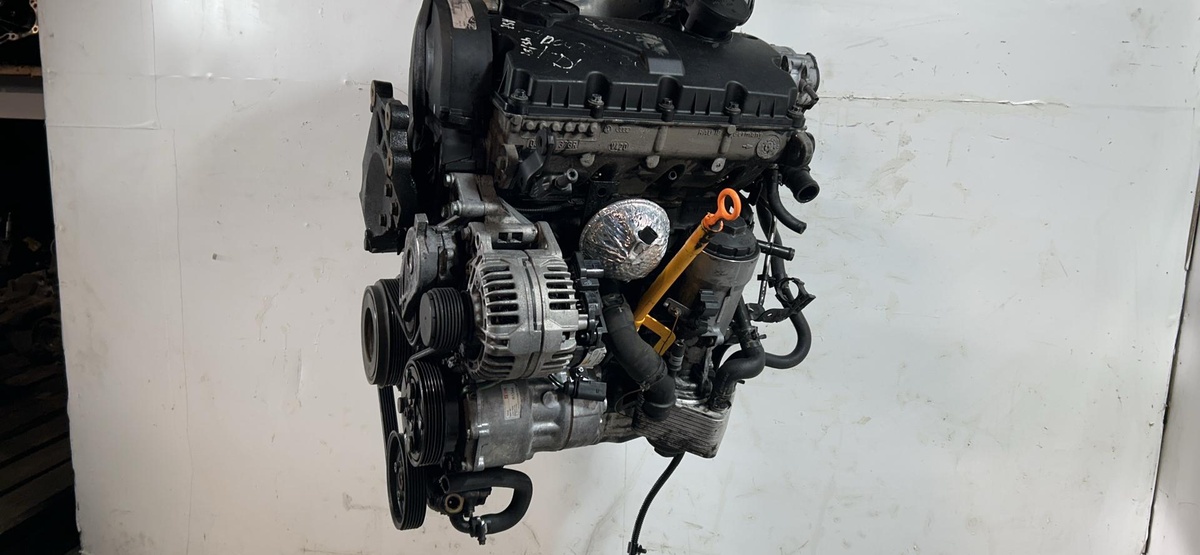 Двигатель к SEAT Alhambra 2005
